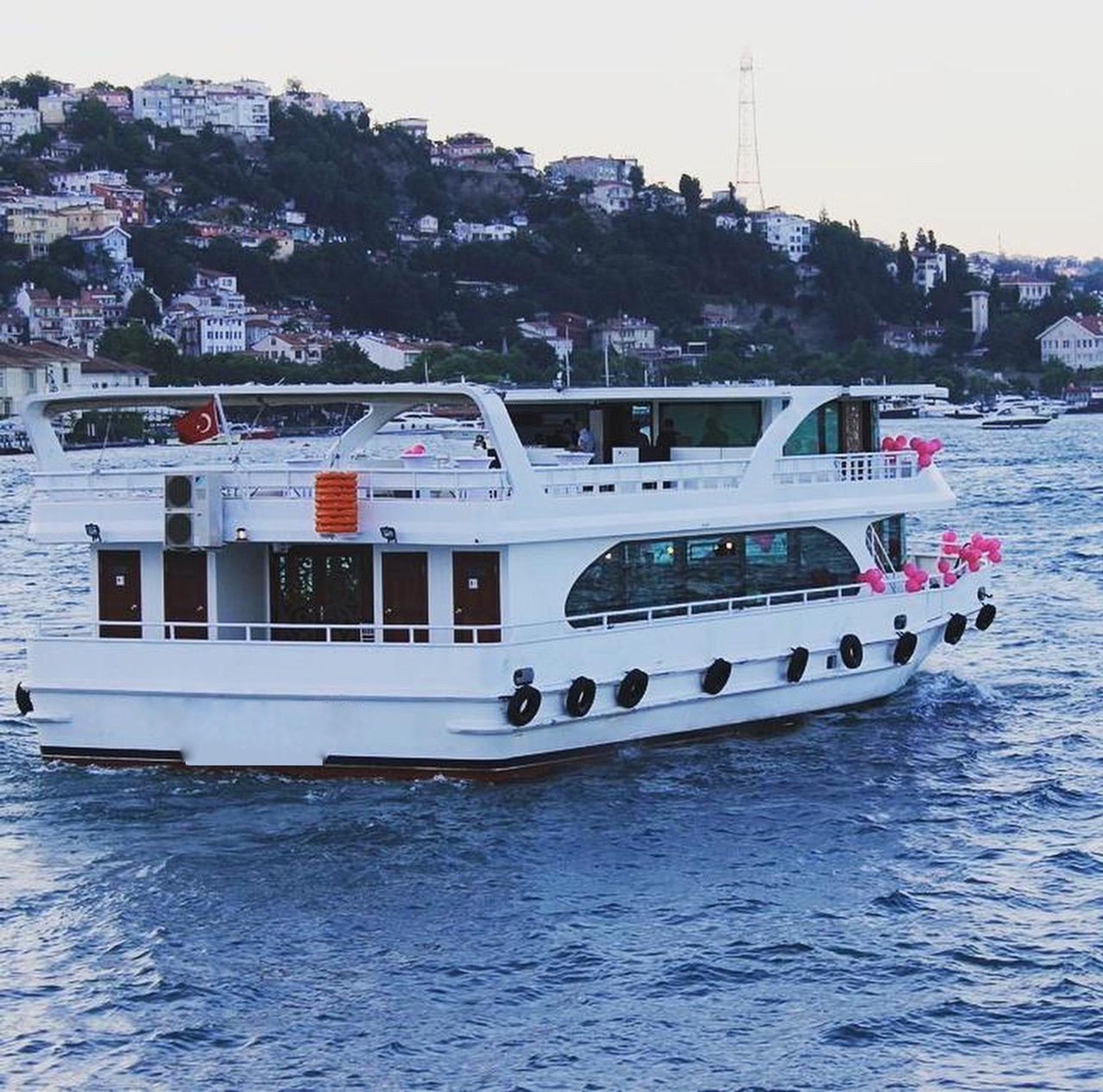 Rental Custom made 25m Party Boat - 83 - photo 3