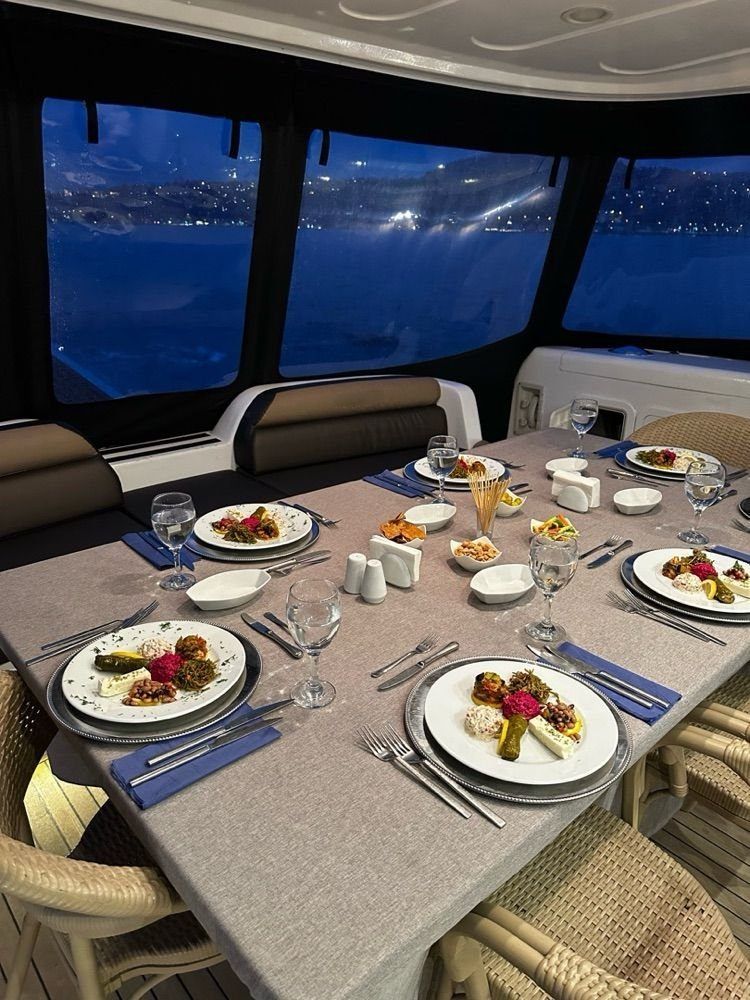 Özel yapım 24m Motoryat