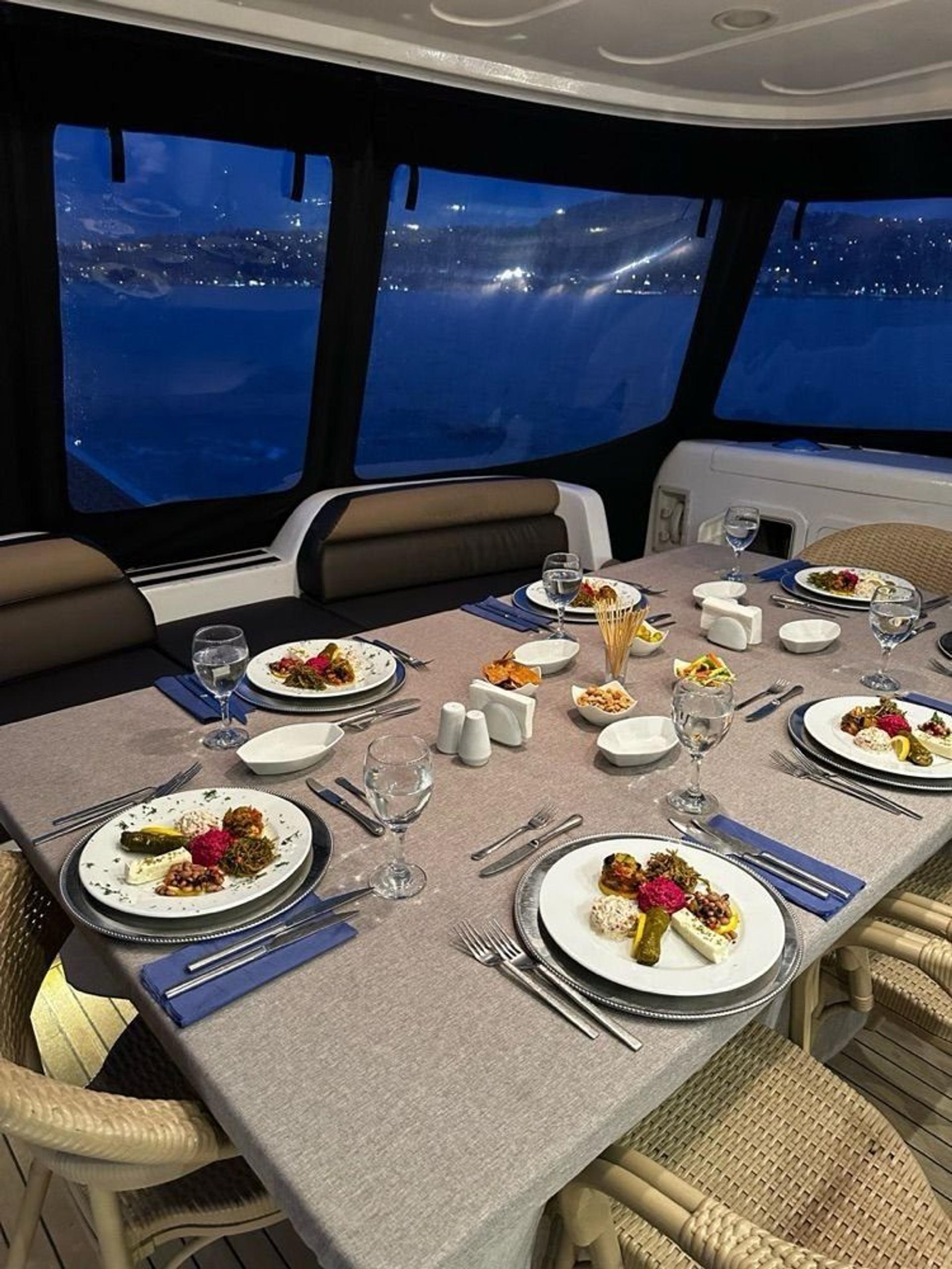 Rental Custom made 24m Motor Yacht - 343 - photo 9
