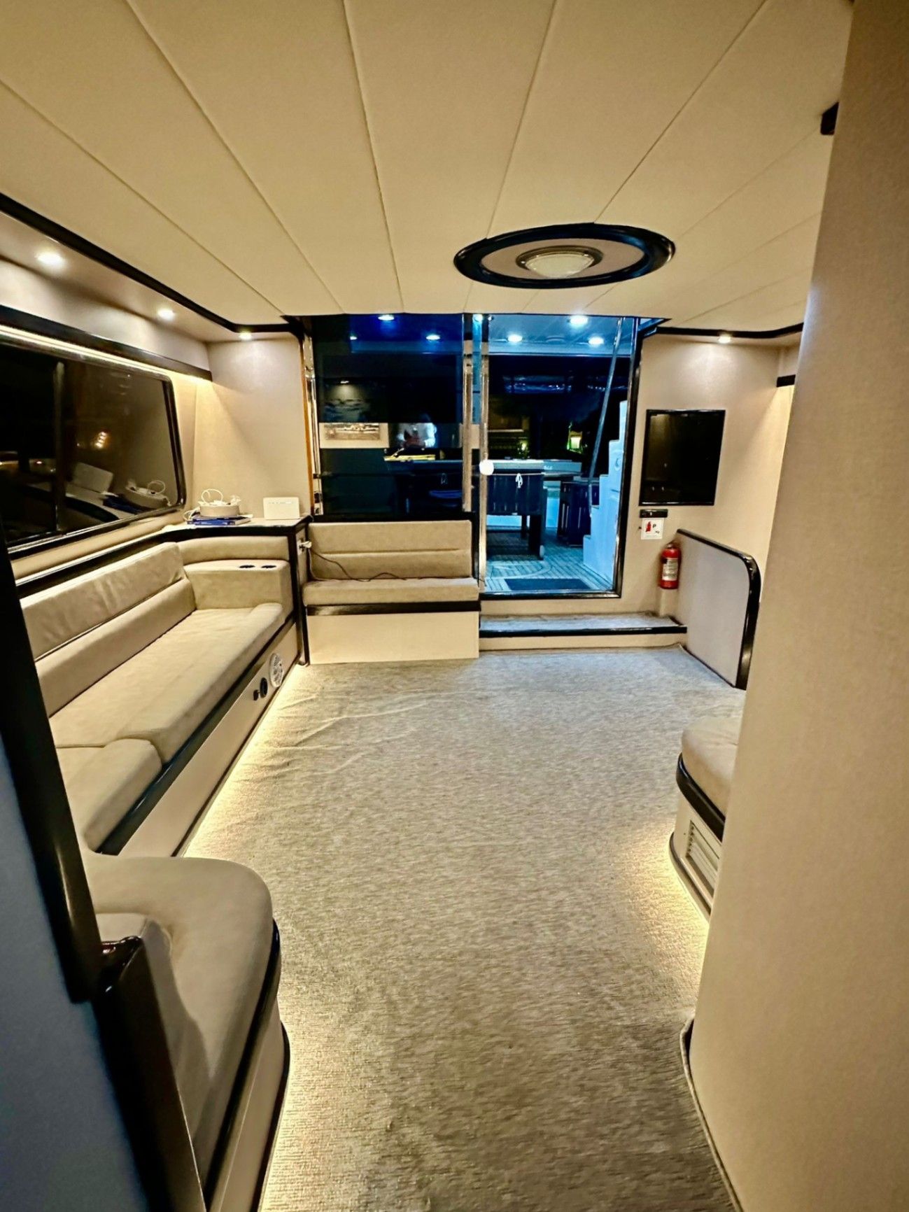 Özel yapım 24m Motoryat