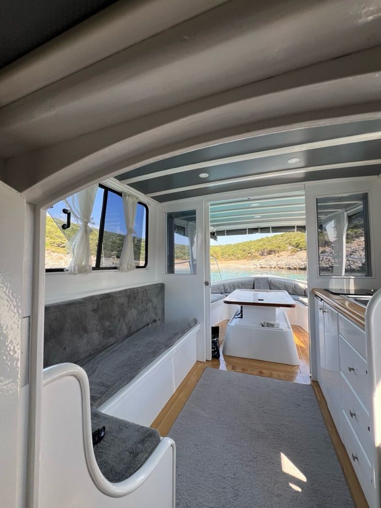 Trawler 10m Motor Yacht