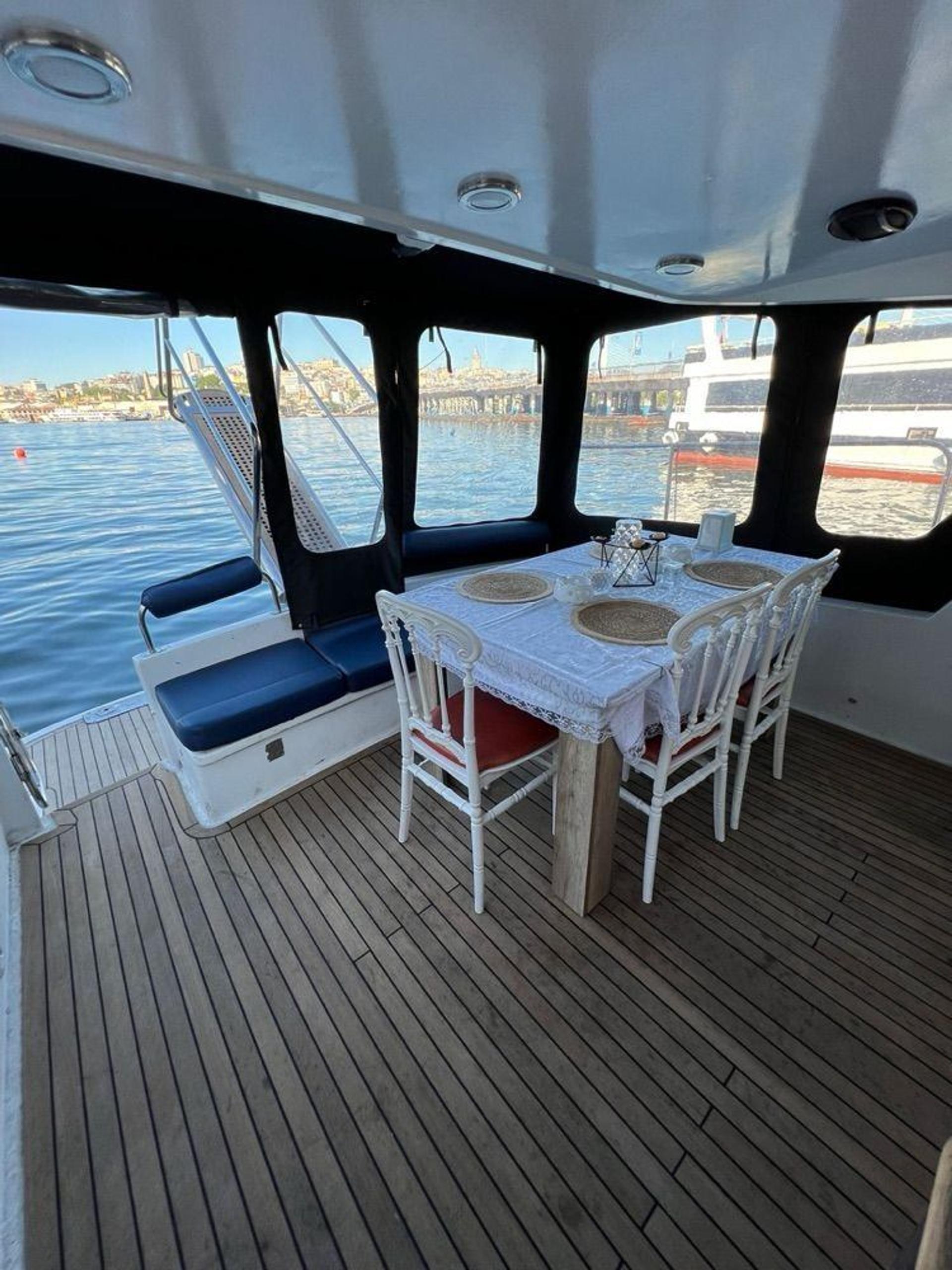 Rental Custom made 17m Motor Yacht - 395 - photo 4