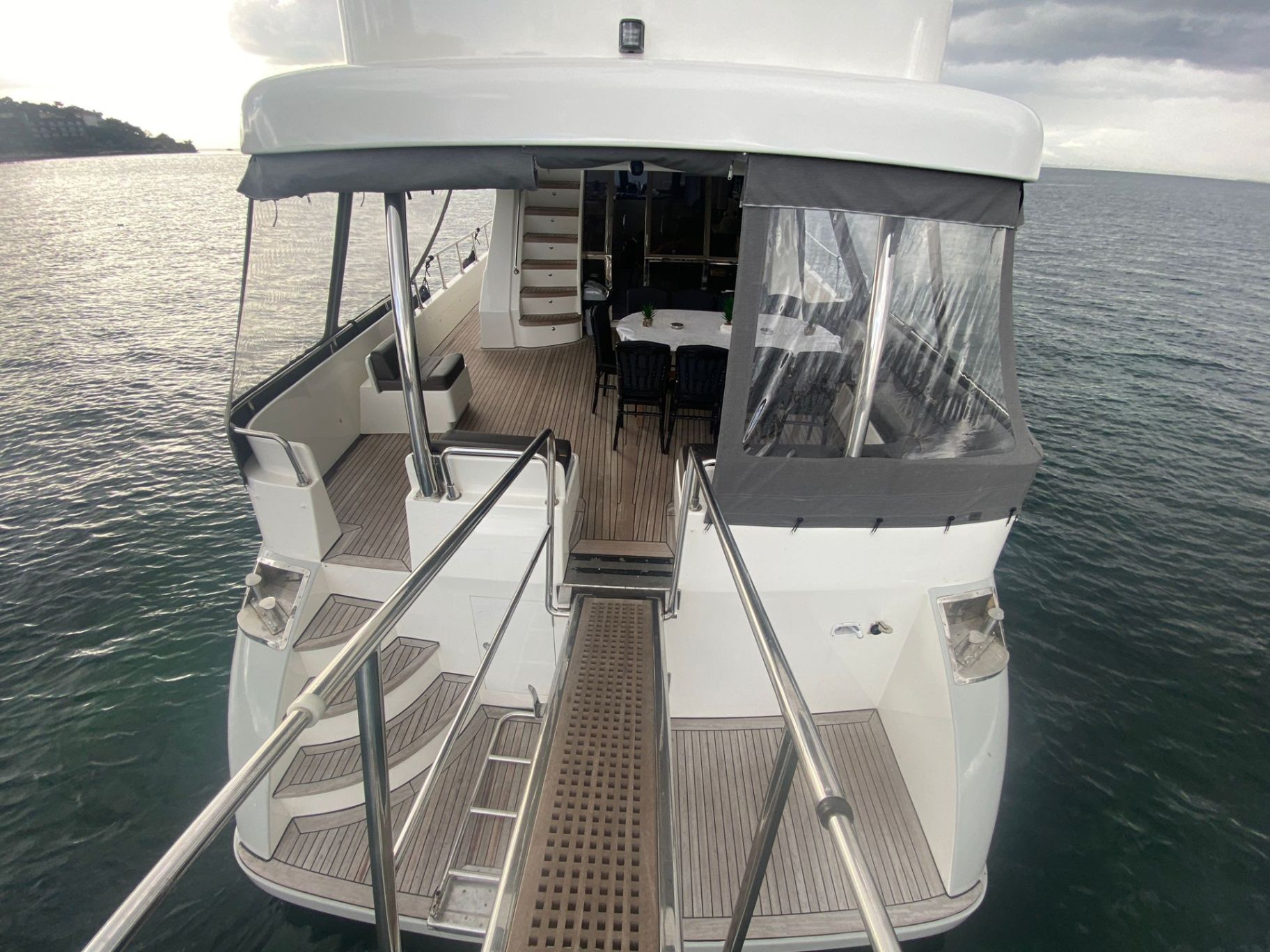 Özel yapım 23m Motoryat