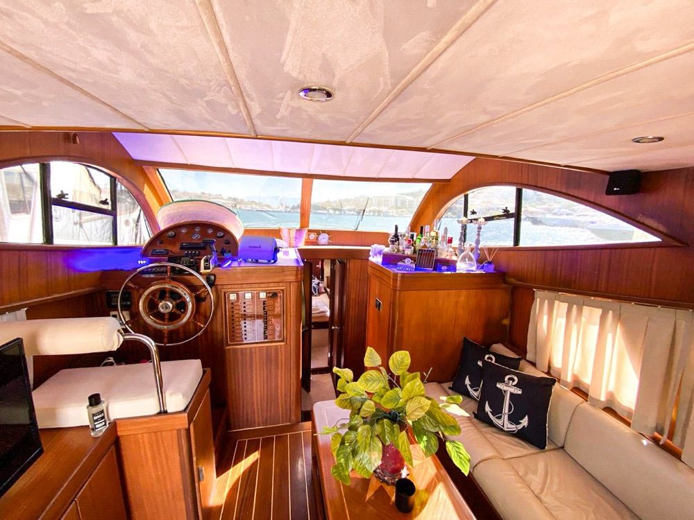 Özel yapım 14m Motoryat