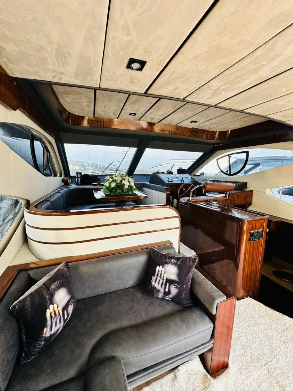 Kiralık Özel yapım 18m Motoryat - 49-11