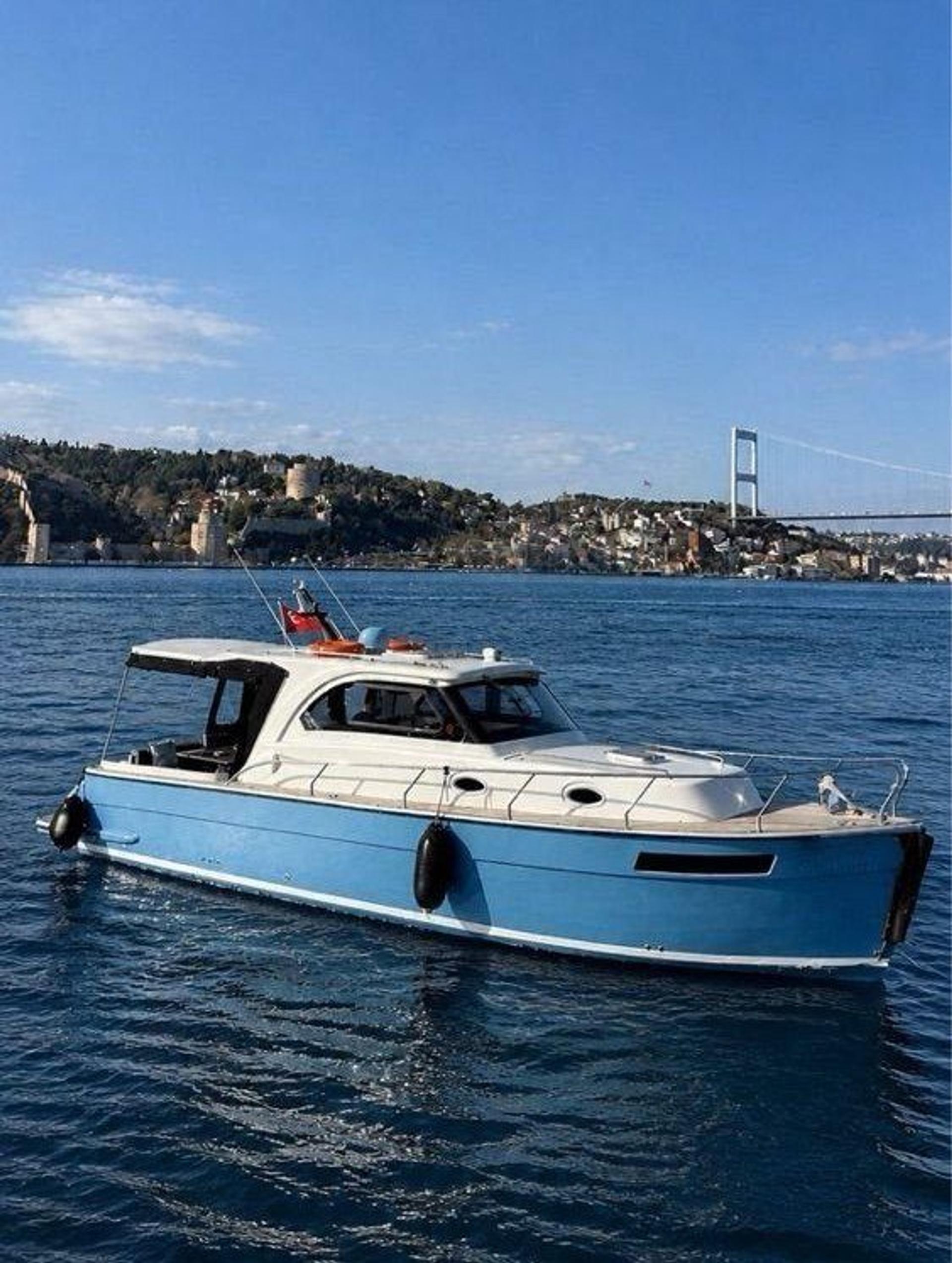 Rental Custom made 12m Motor Yacht - 1082 - photo 3