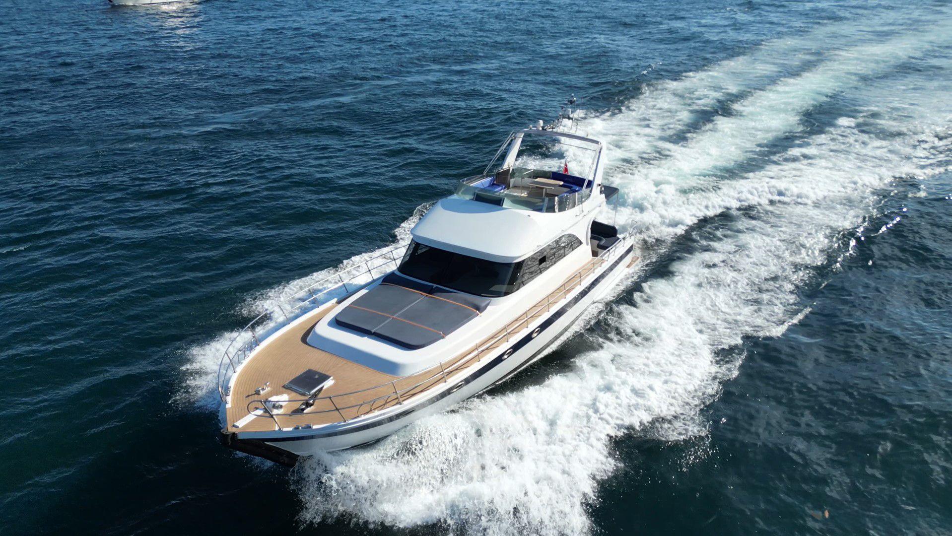 Rental Custom made 17m Motor Yacht - 35-4