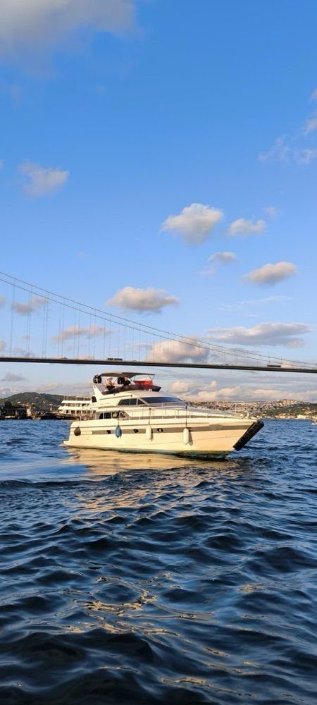 Mochi Craft 16m Motor Yacht