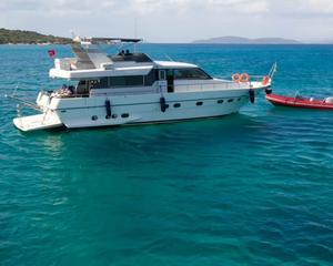 Canados 20m Motor Yacht