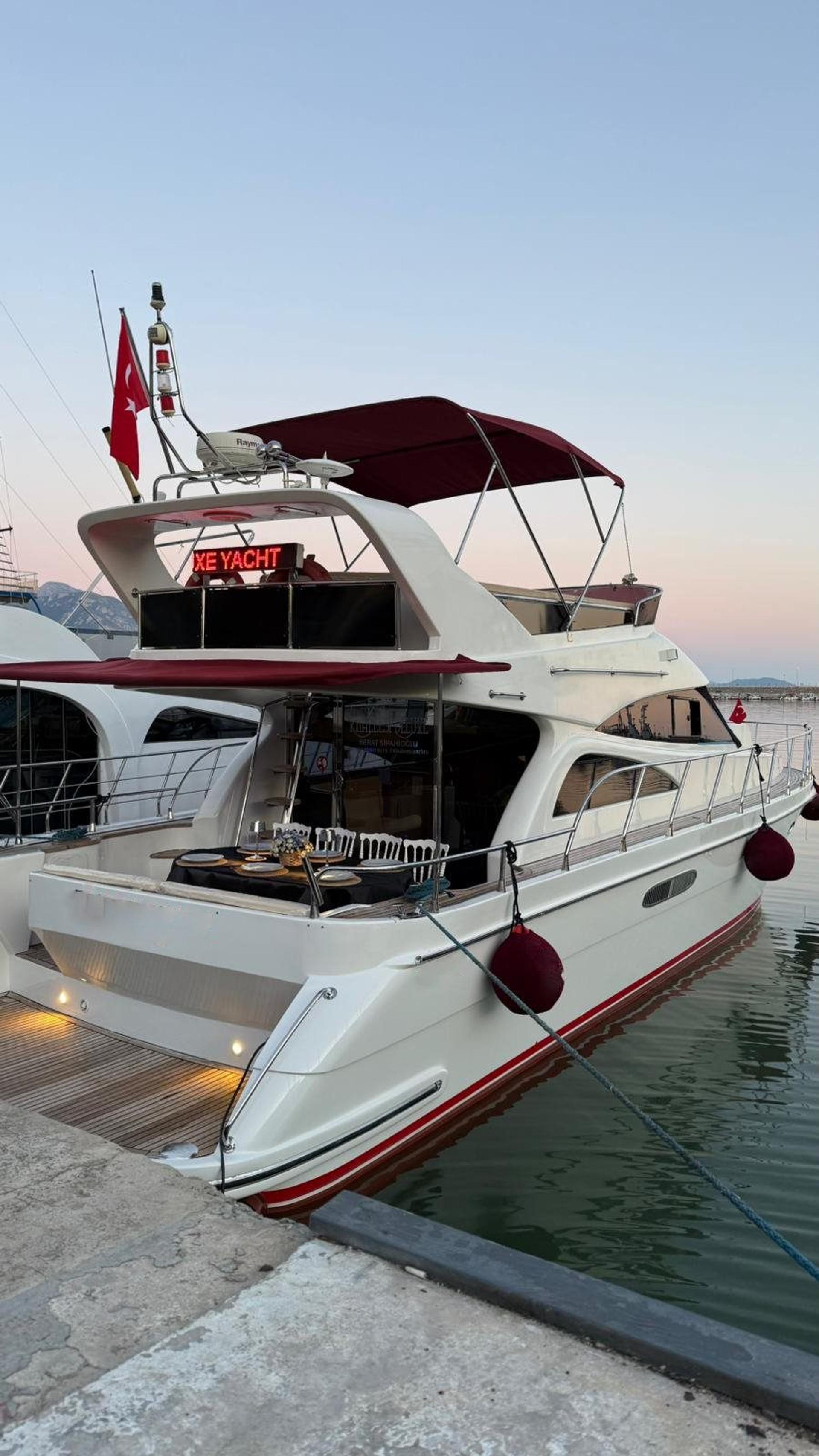 Rental Custom made 17m Motor Yacht - 1064 - photo 1