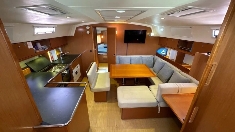 Bavaria 14m Yelkenli