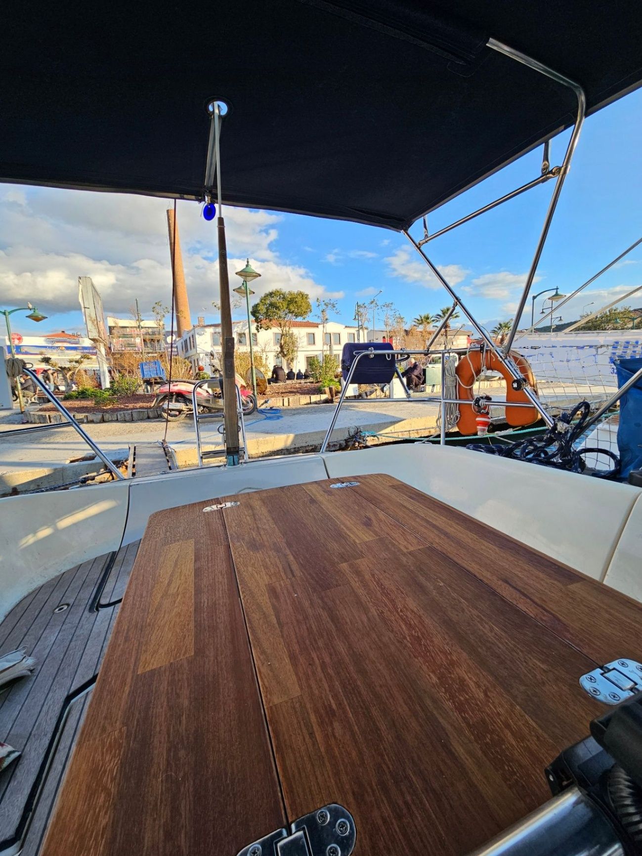 Jeanneau 11m Yelkenli