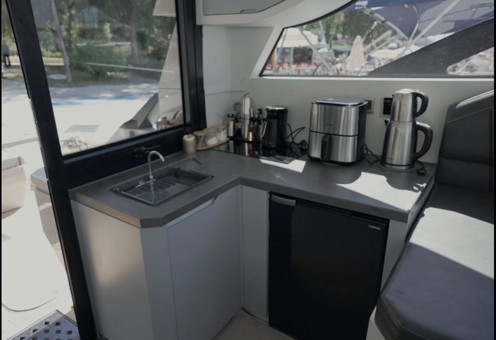 Rental Custom made 12m Motor Yacht - 1094 - photo 5