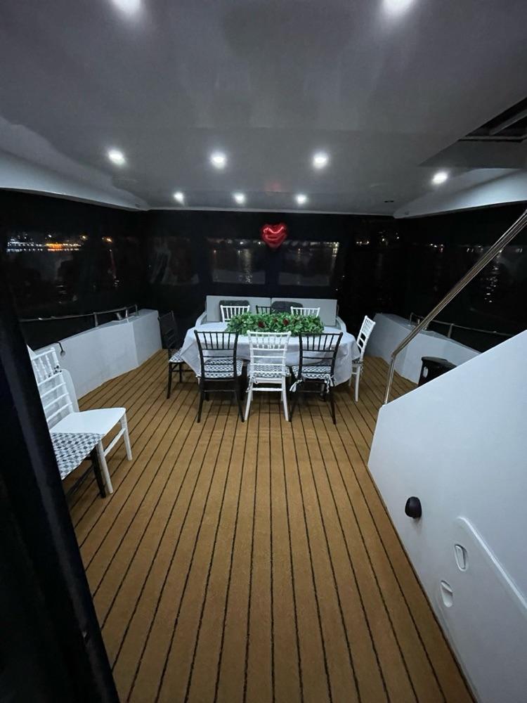 Rental Custom made 14m Motor Yacht - 723-10