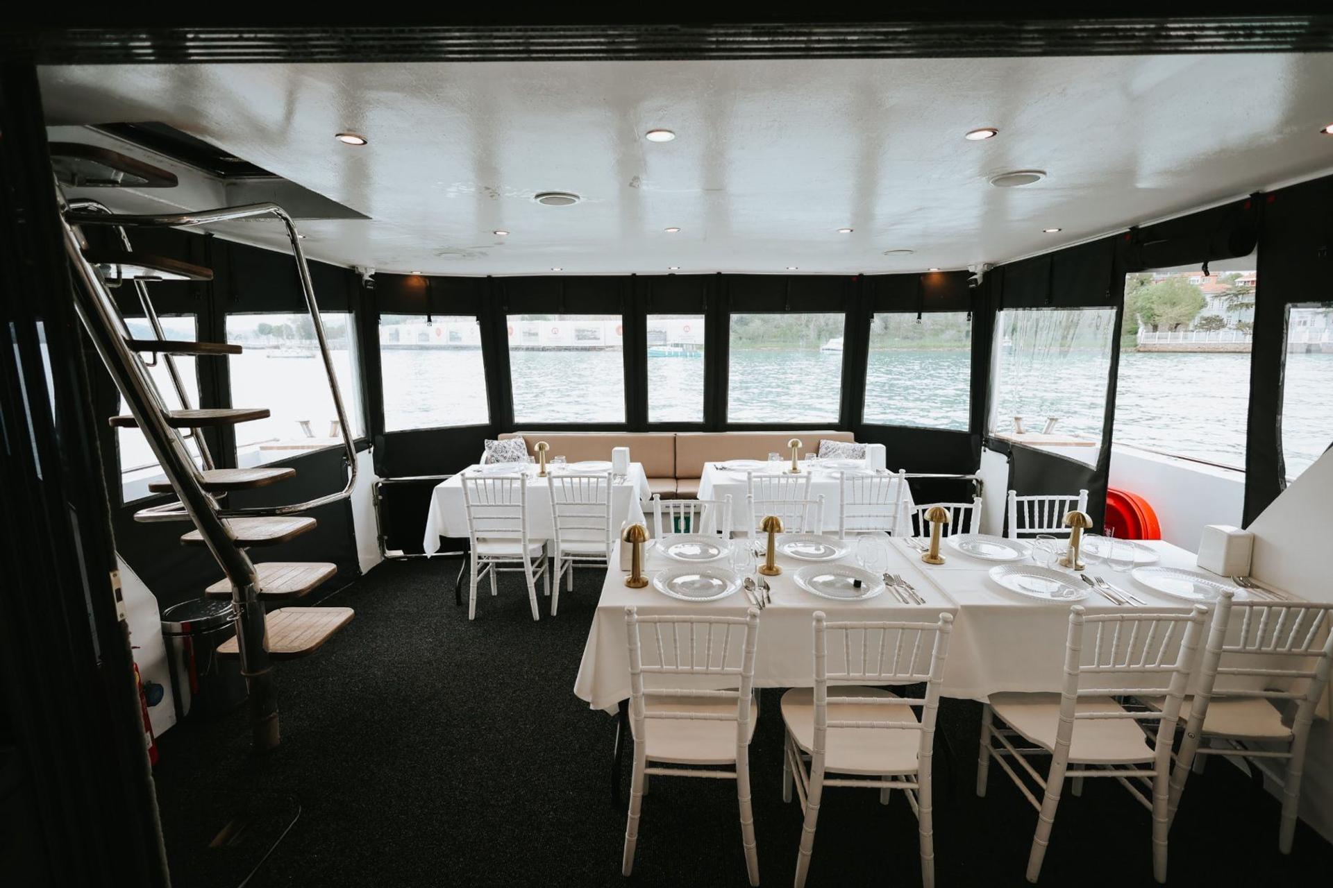 Rental Custom made 22m Motor Yacht - 1107 - photo 15