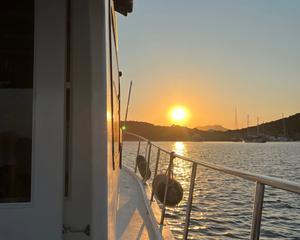 Trawler 10m Motoryat
