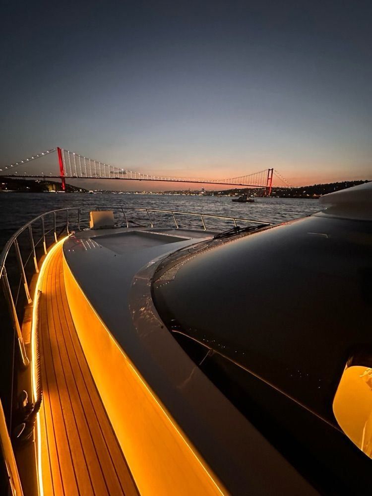 Özel yapım 22m Motoryat