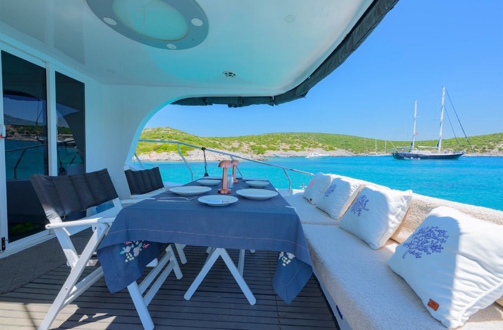 Özel yapım 14m Motoryat