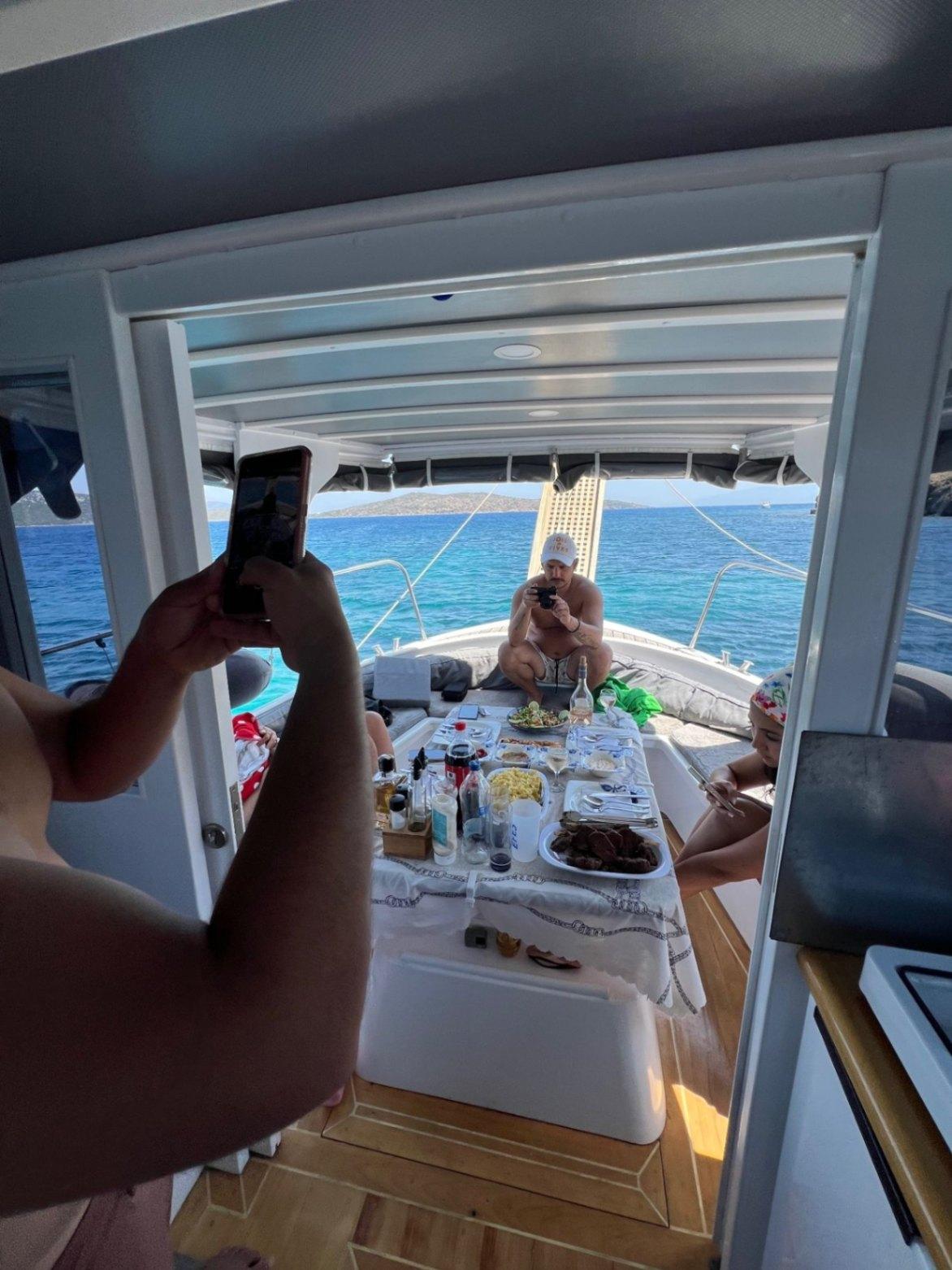 Rental Custom made 10m Motor Yacht - 813-14