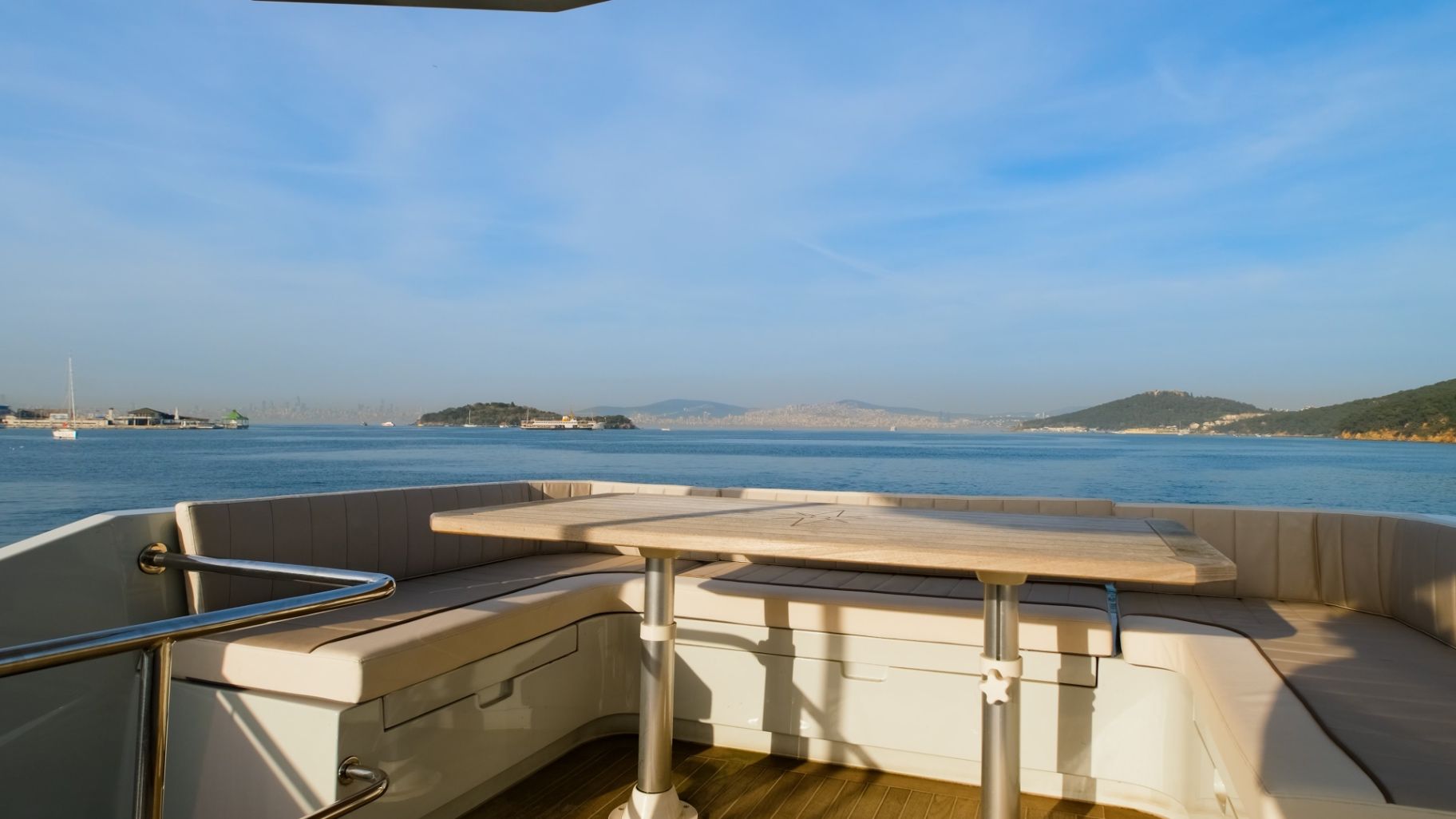 Özel yapım 14m Motoryat