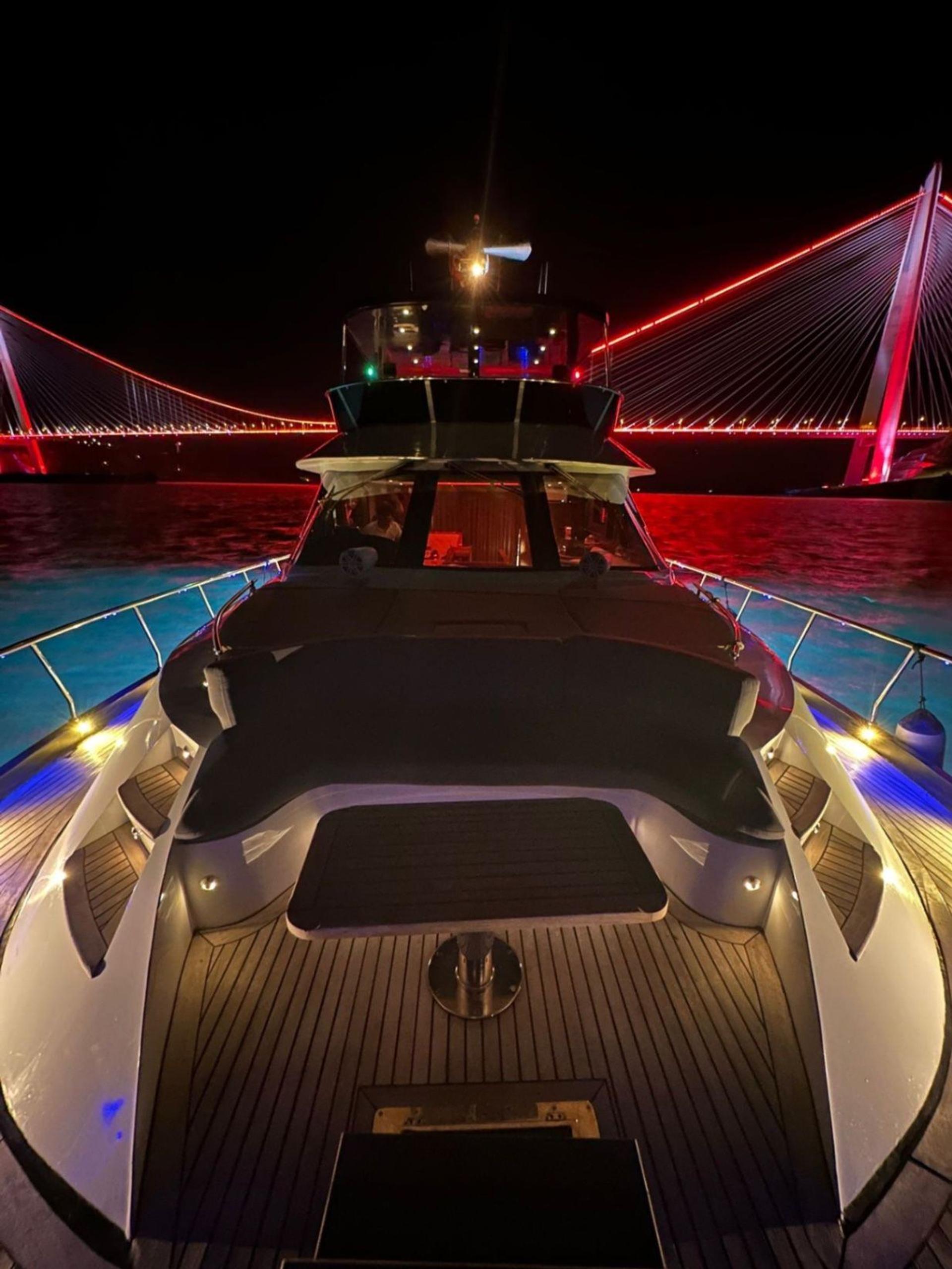 Rental Custom made 22m Motor Yacht - 152 - photo 7