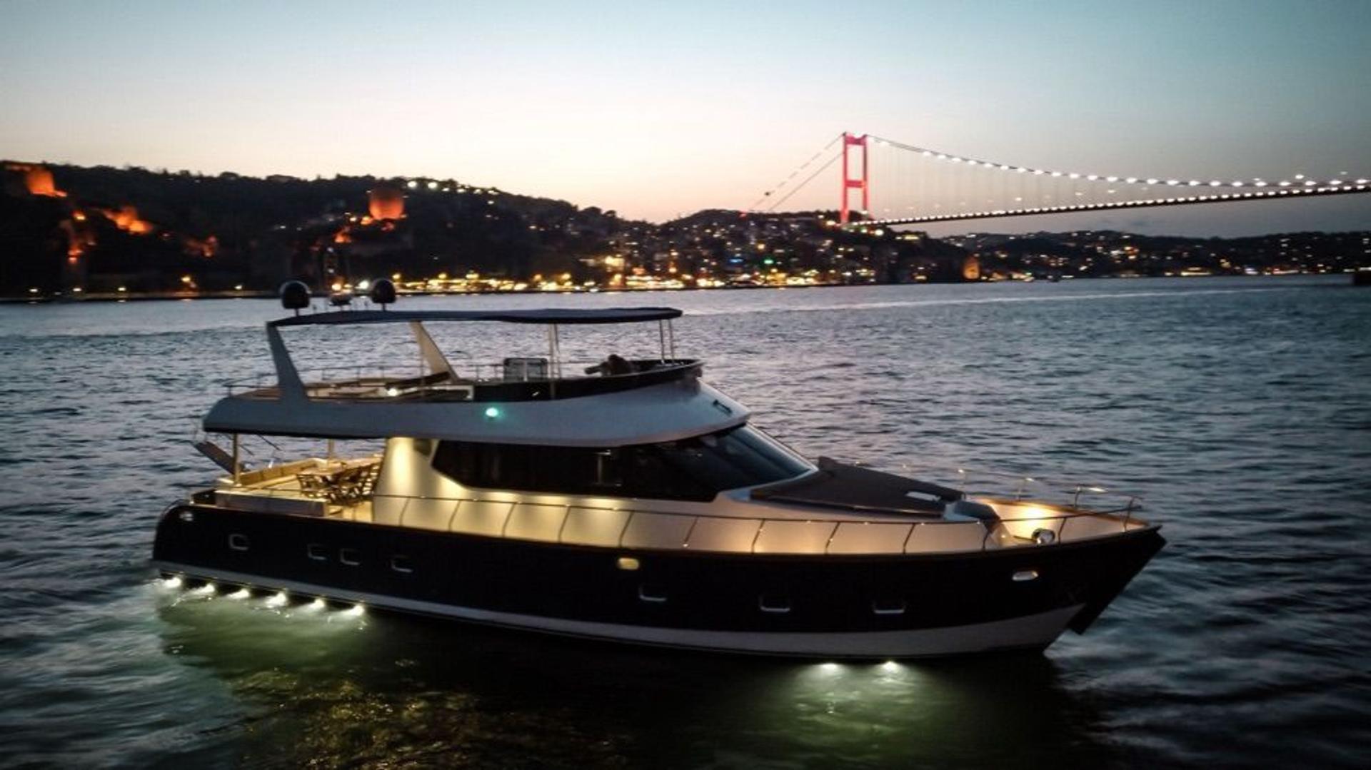 Kiralık Özel yapım 23m Motoryat - 372 - photo 1