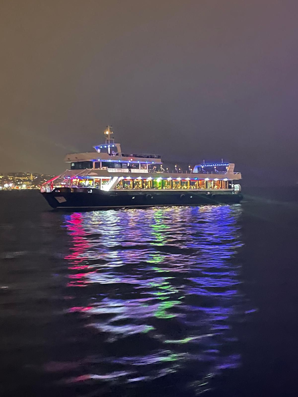 Özel yapım 37m Davet Gemisi