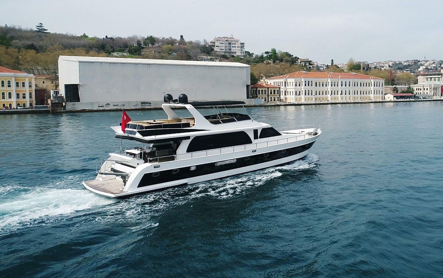 Rental Custom made 25m Motor Yacht - 50-1