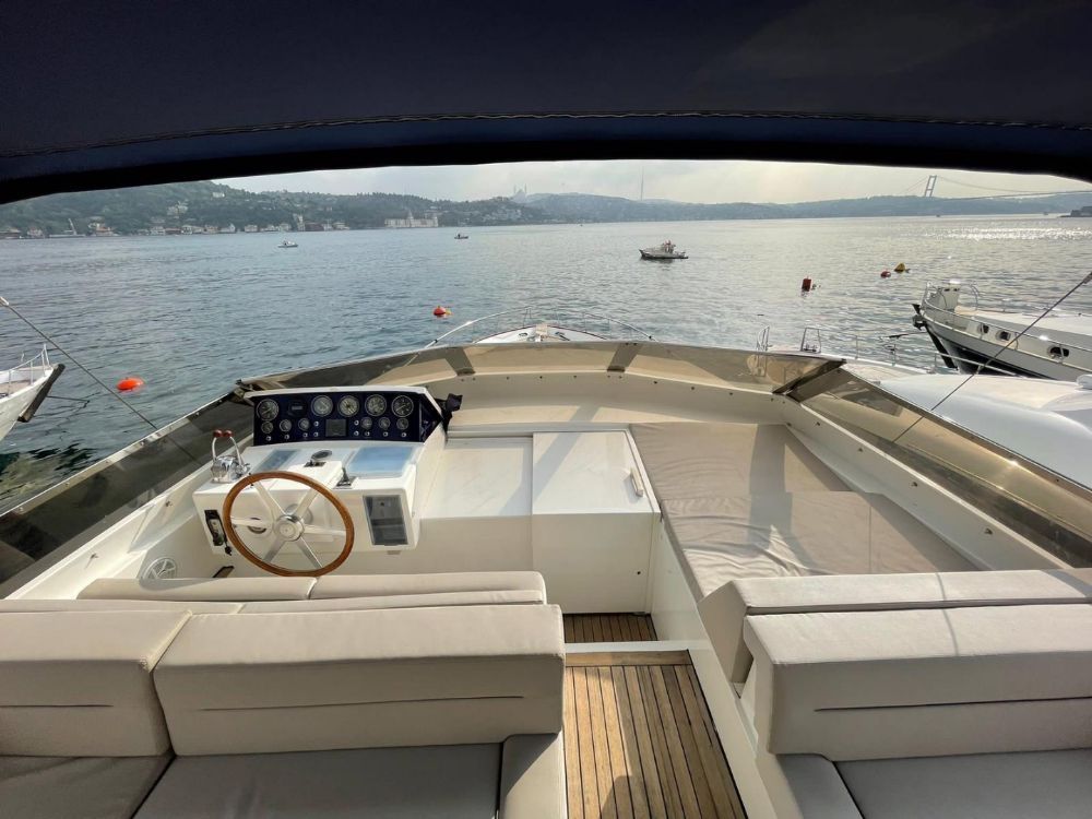 Alalunga 26m Motor Yacht