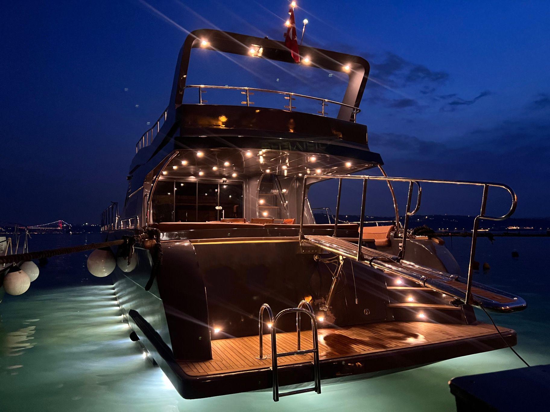 Rental Custom made 21m Motor Yacht - 6-0