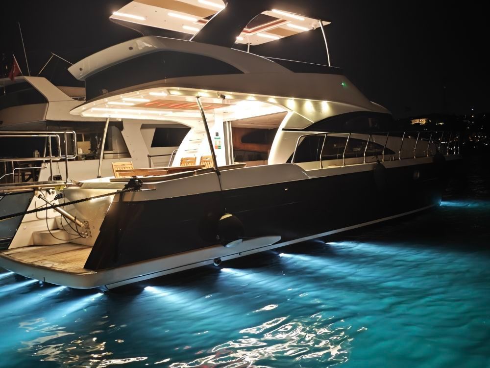 Özel yapım 17m Motoryat