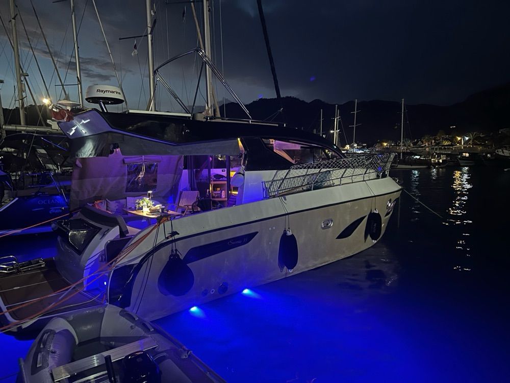 Custom made 11m Motor Yacht