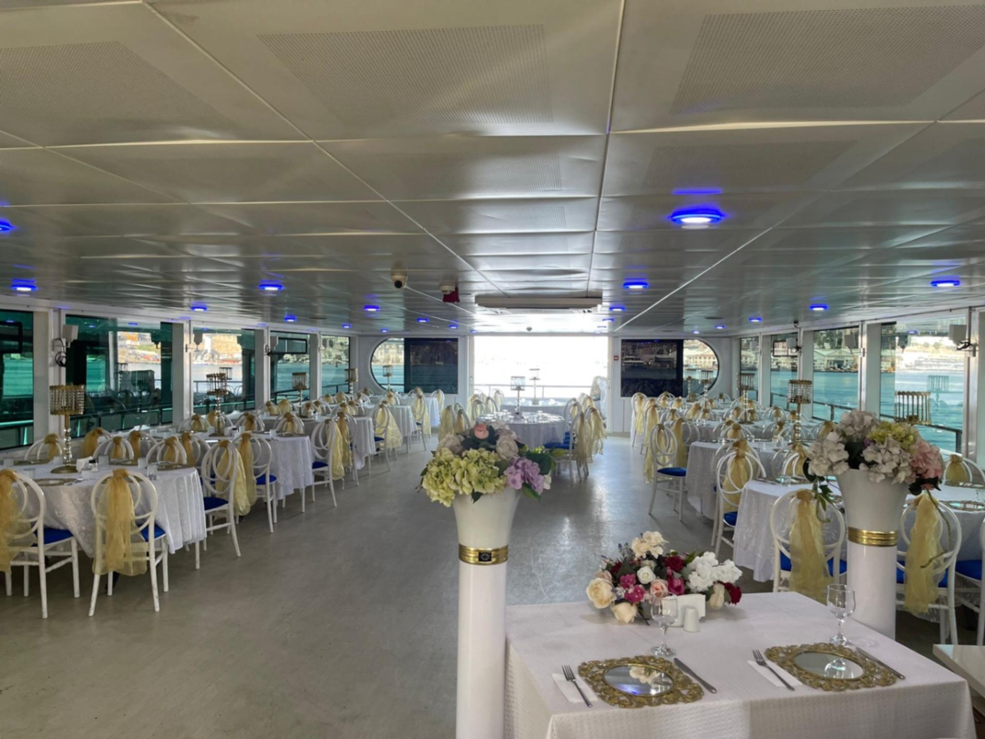 Rental Custom made 24m Party Boat - 67 - photo 15