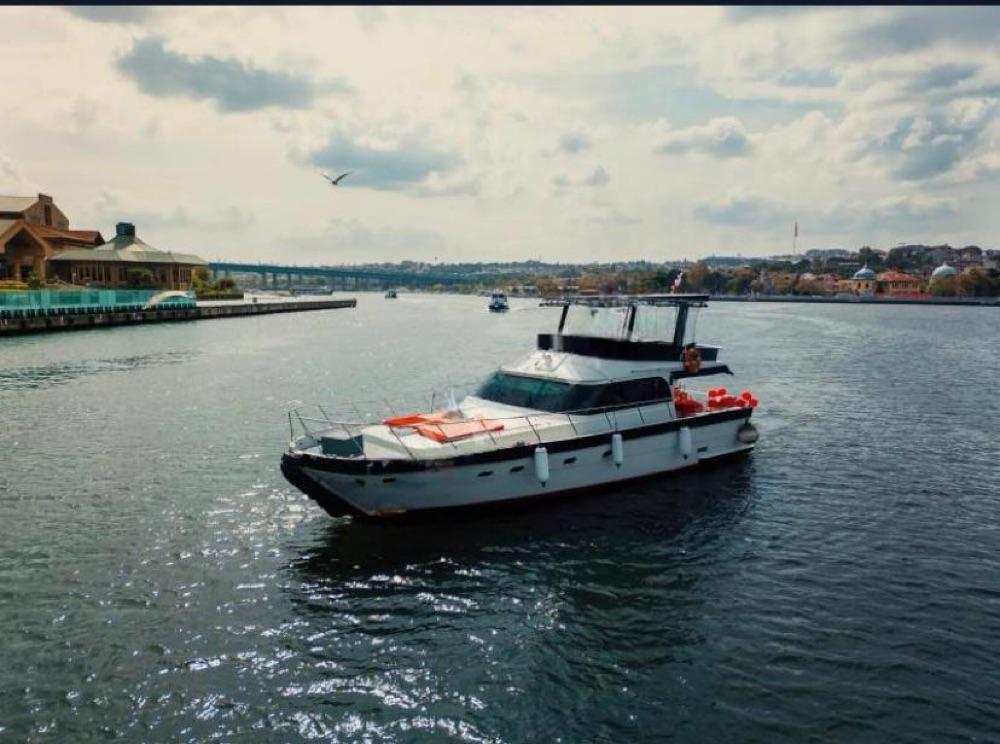 Rental Custom made 14m Motor Yacht - 144-0