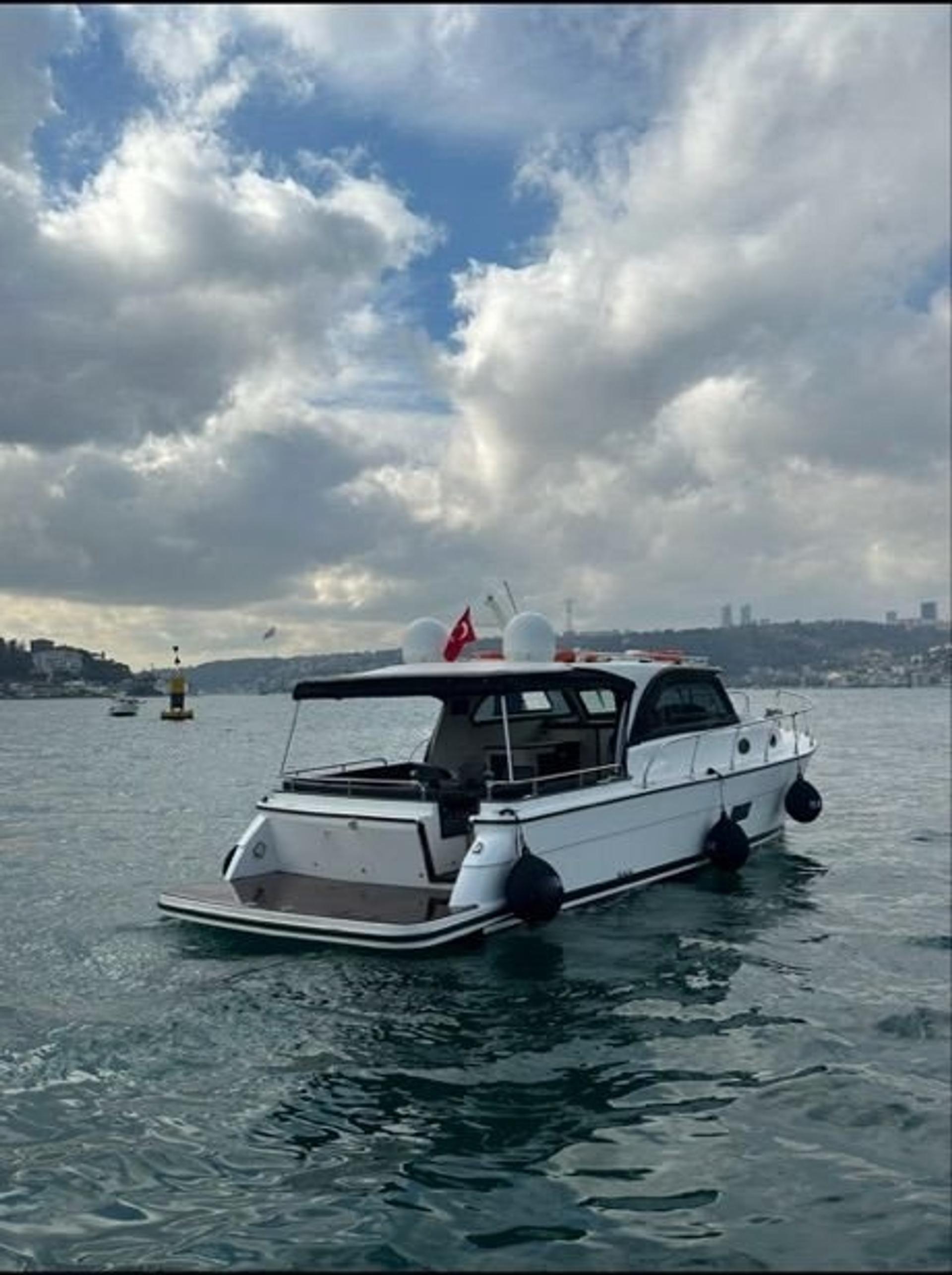 Rental Custom made 13m Motor Yacht - 1102 - photo 6