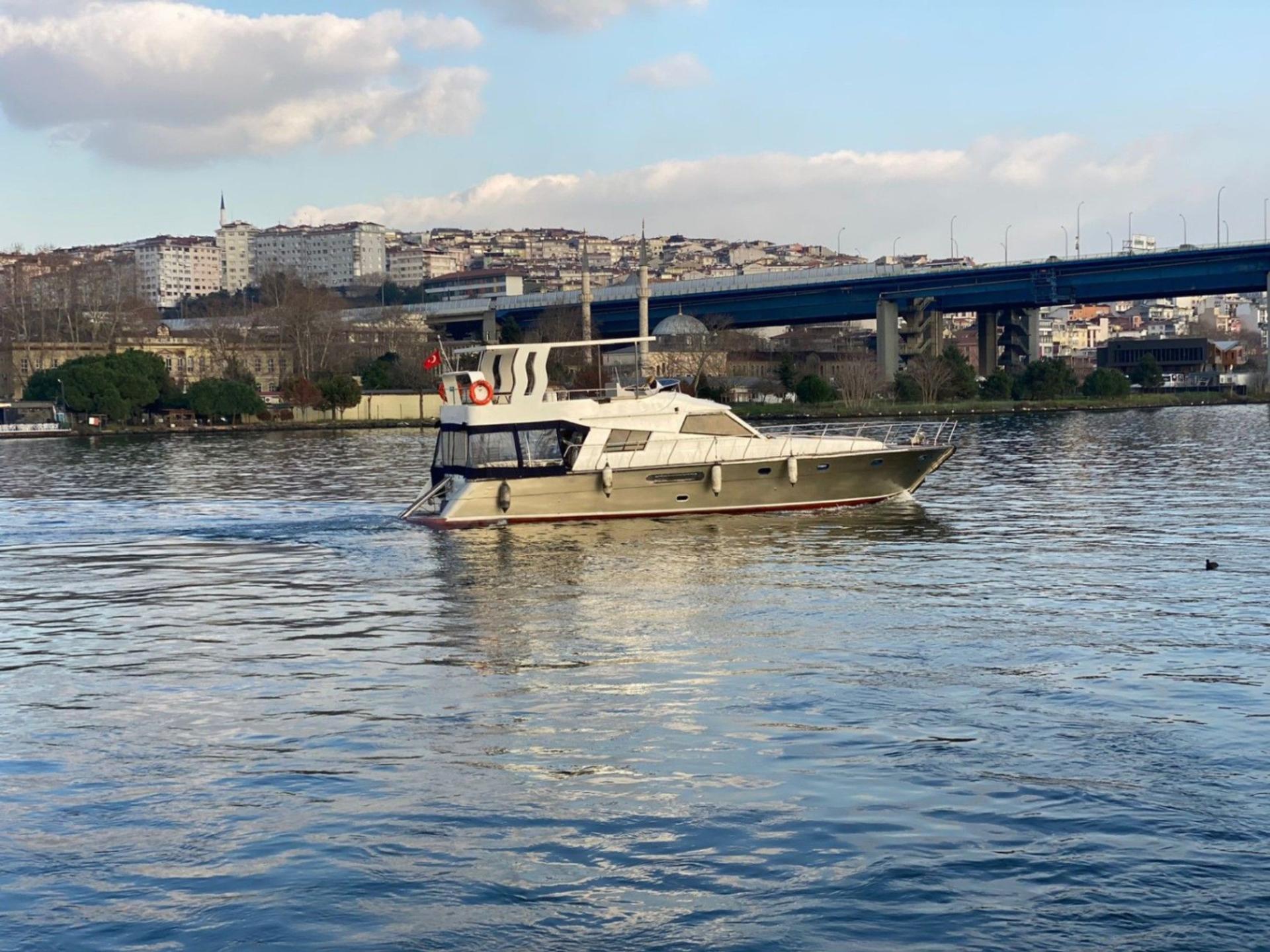 Rental Custom made 17m Motor Yacht - 677 - photo 1