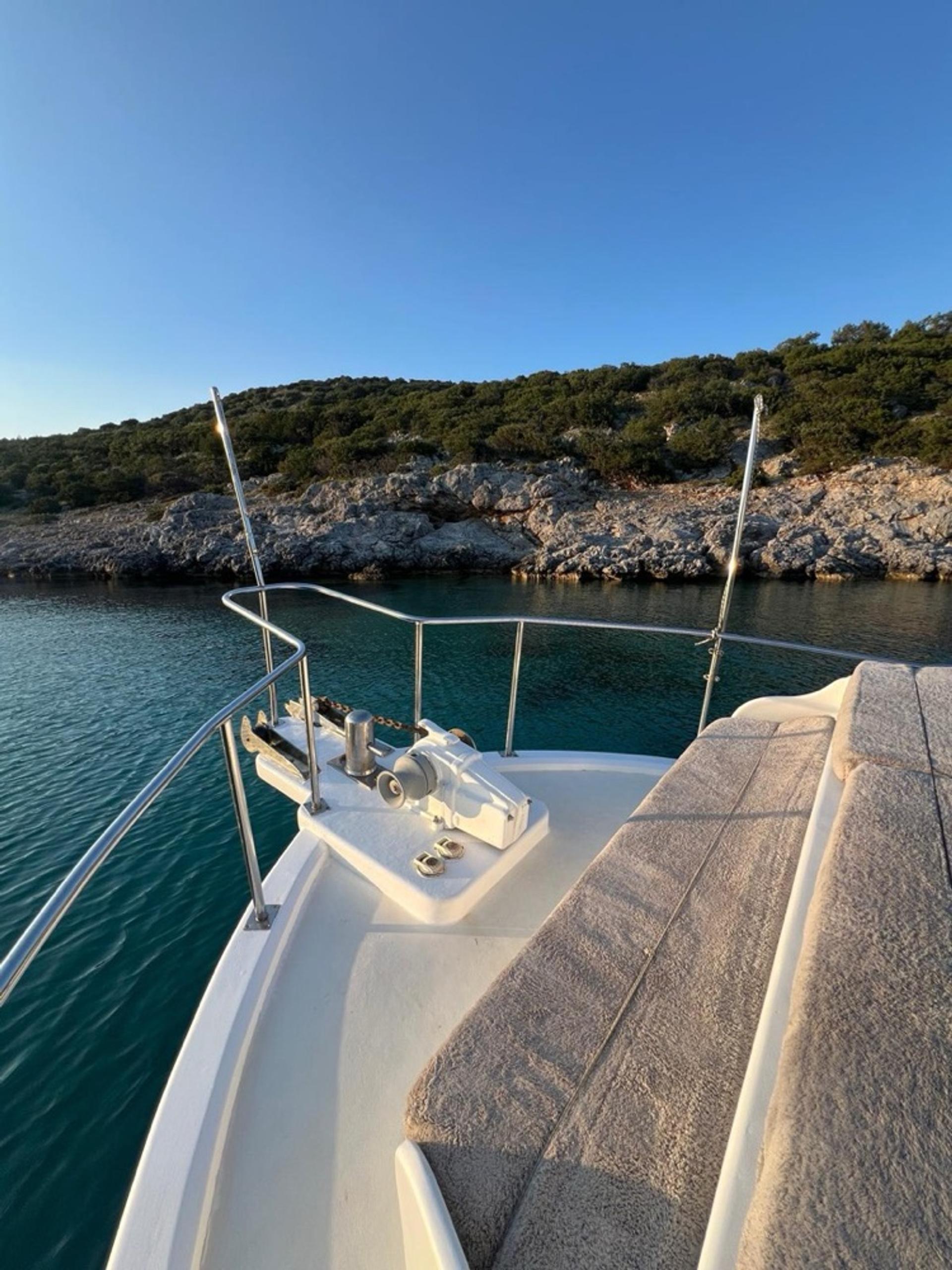 Rental Custom made 10m Motor Yacht - 813 - photo 13