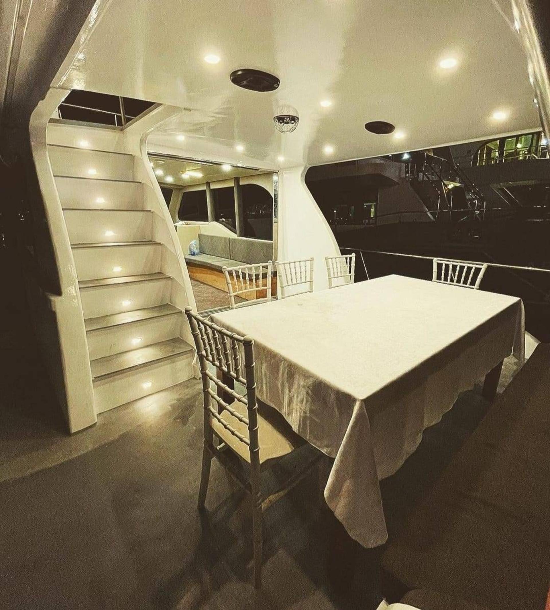 Kiralık Özel yapım 14m Motoryat - 89 - photo 7
