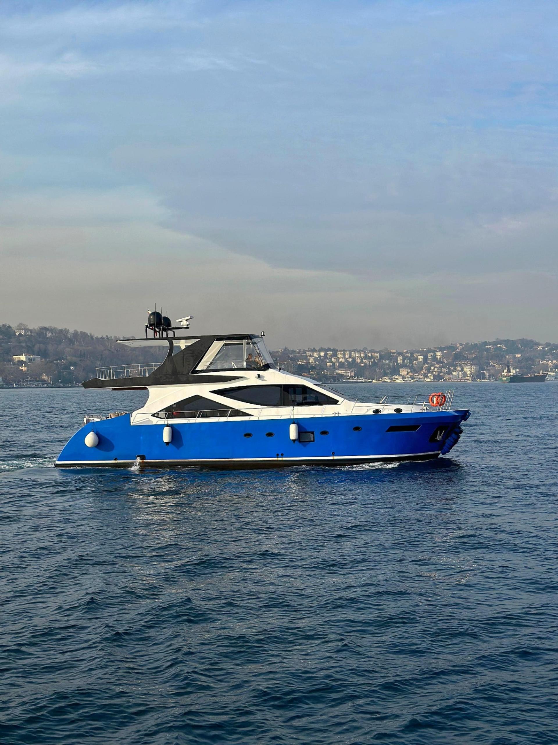 Kiralık Özel yapım 20m Motoryat - 707 - photo 3
