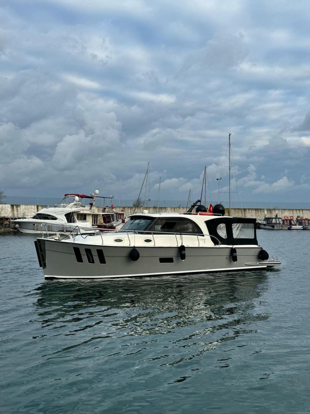 Kiralık Özel yapım 12m Motoryat - 218-1