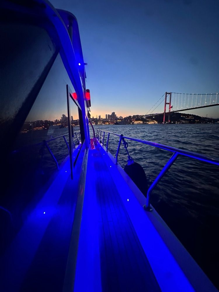 Özel yapım 16m Motoryat