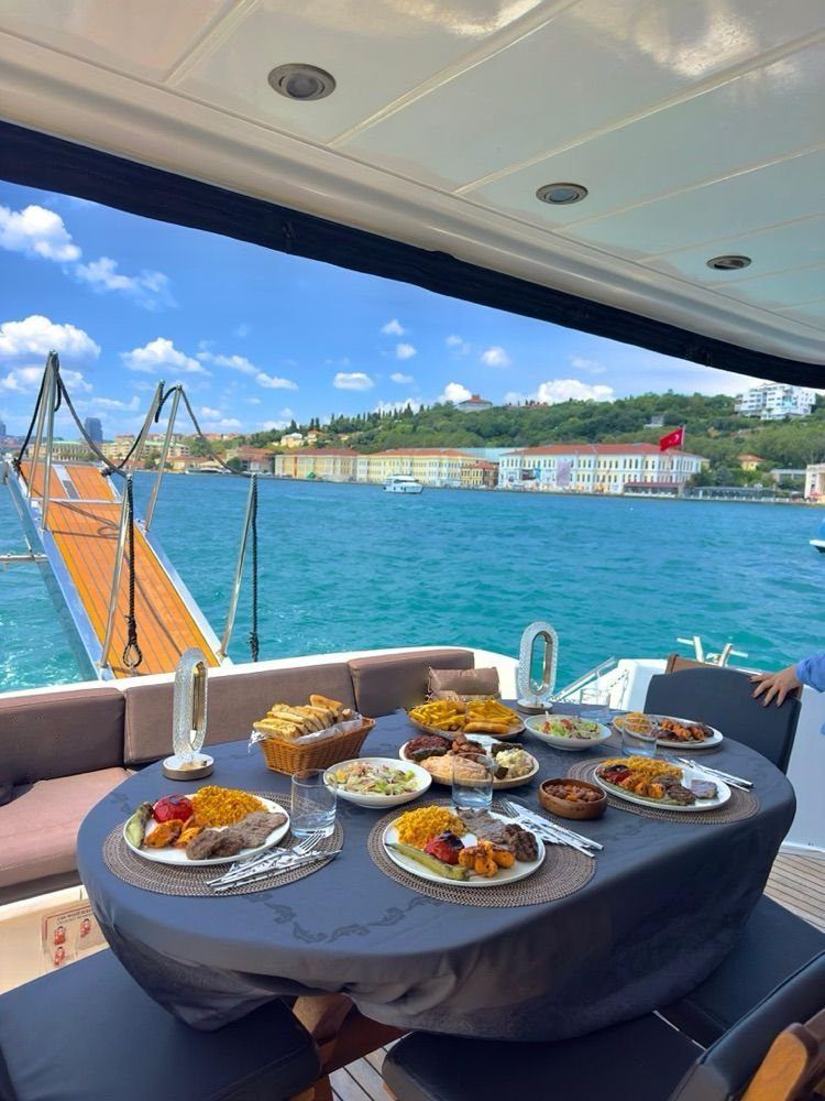 Özel yapım 22m Motoryat