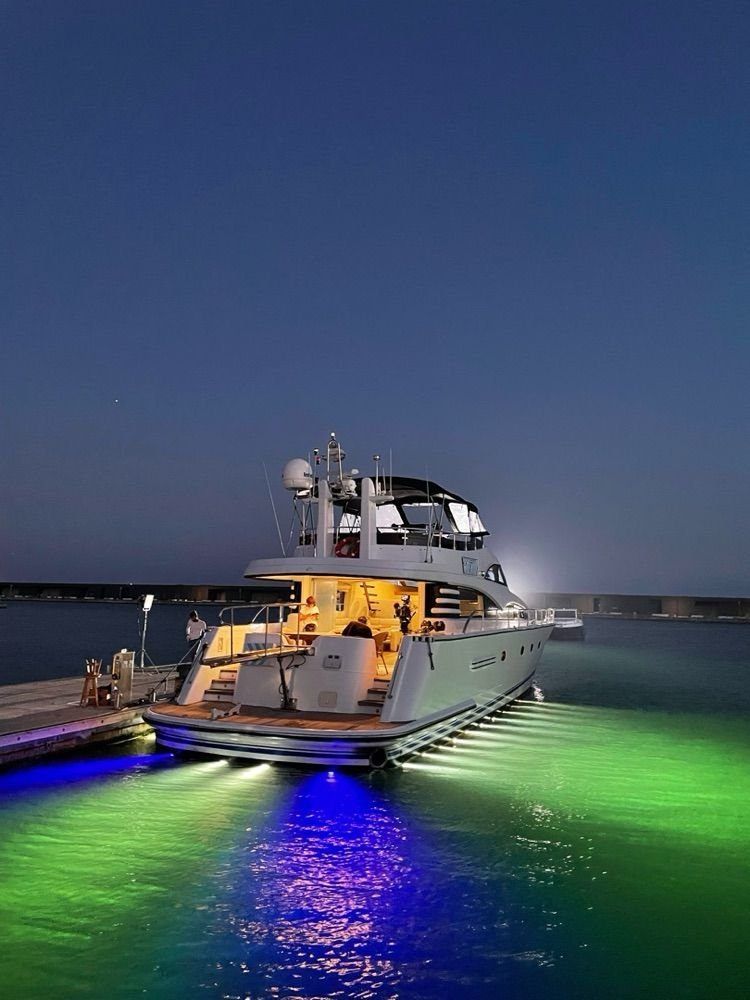 Özel yapım 24m Motoryat