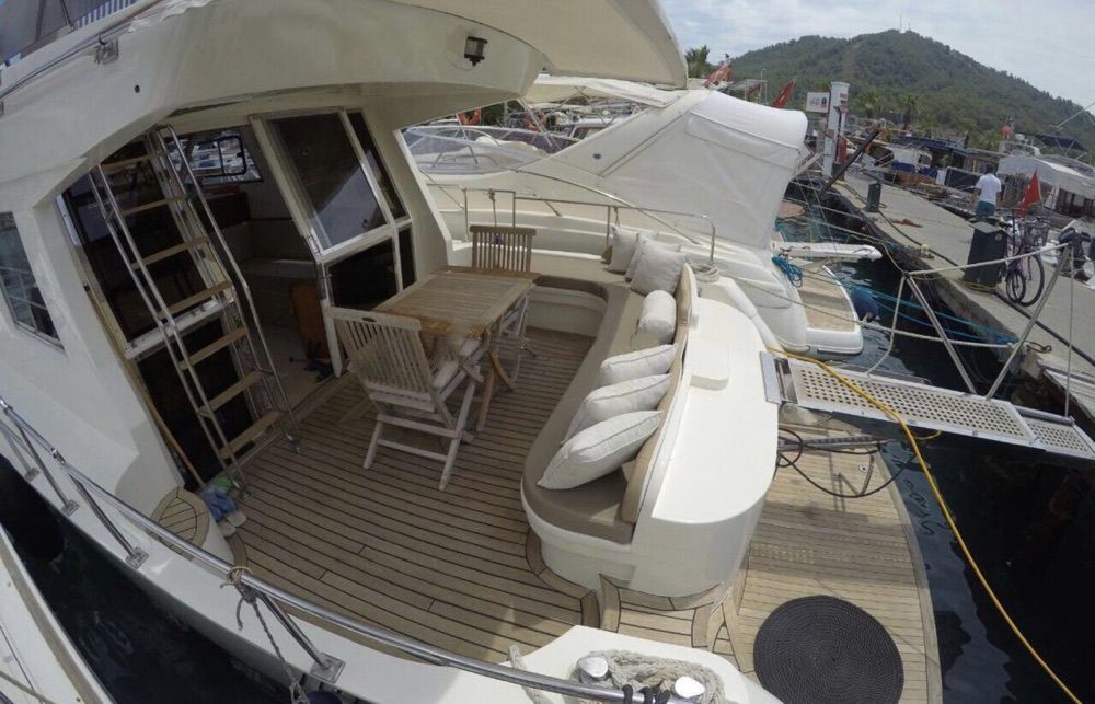 Özel yapım 14m Motoryat