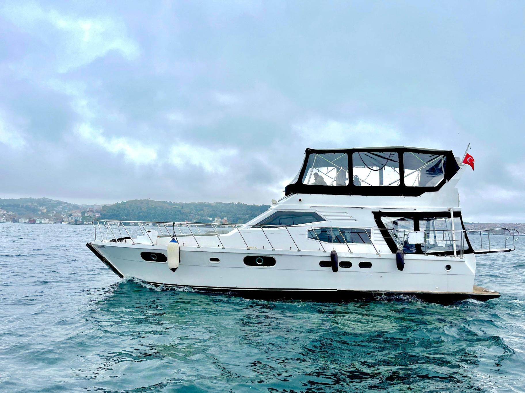 Rental Custom made 18m Motor Yacht - 837-1