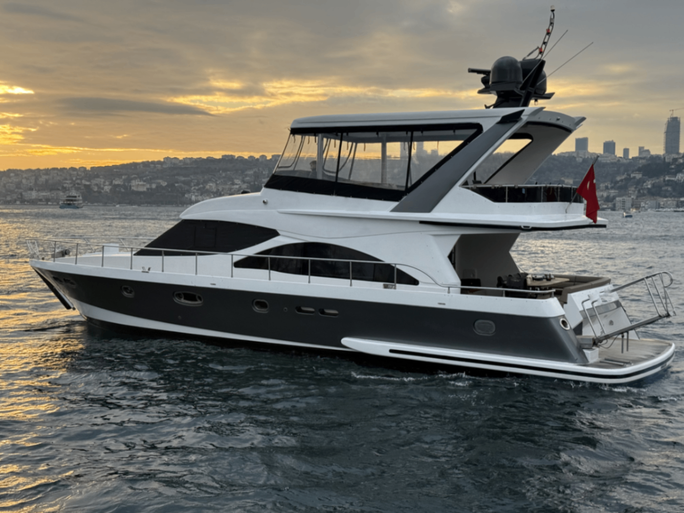 Özel yapım 19m Motoryat