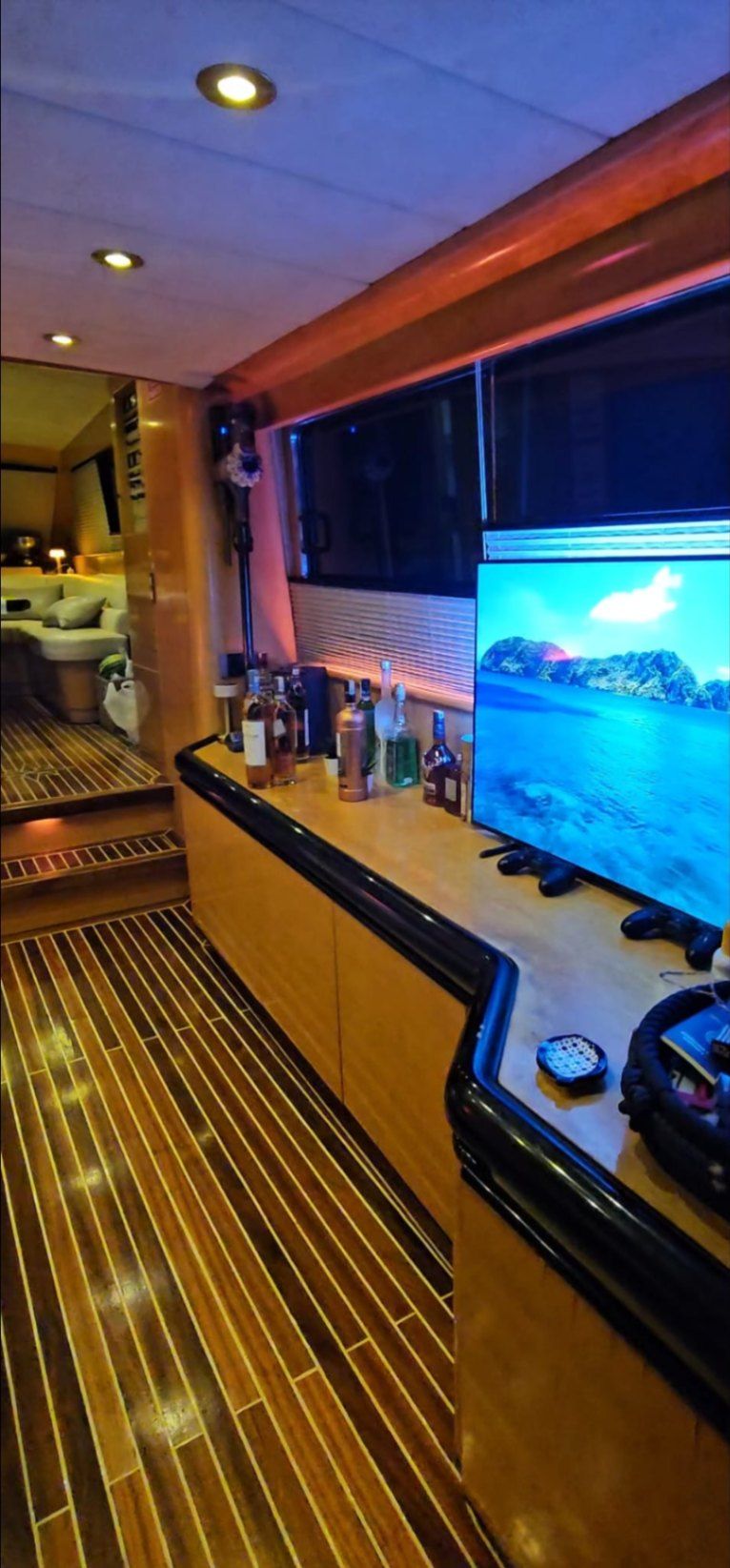 Canados 20m Motor Yacht