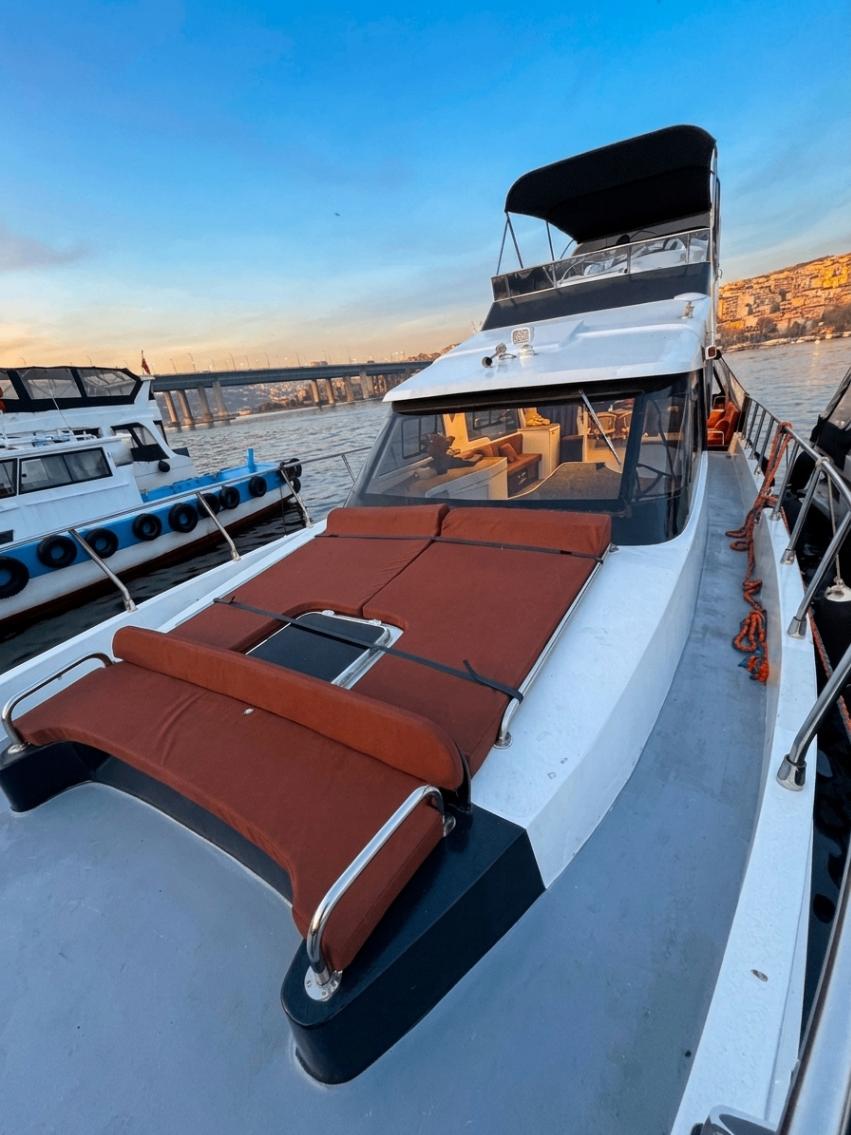 Rental Custom made 19m Motor Yacht - 1019 - photo 3