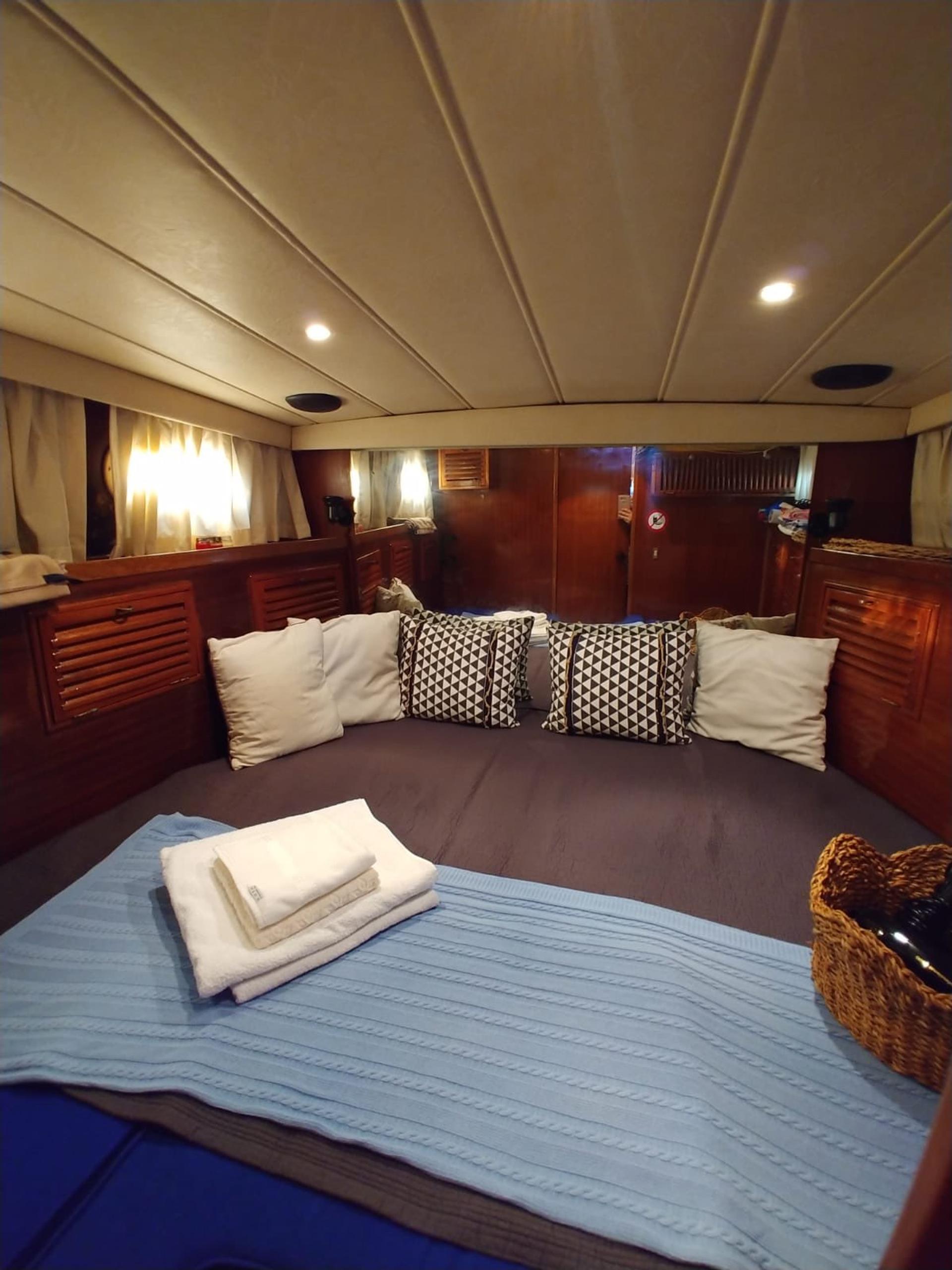 Rental Custom made 13m Motor Yacht - 440 - photo 9