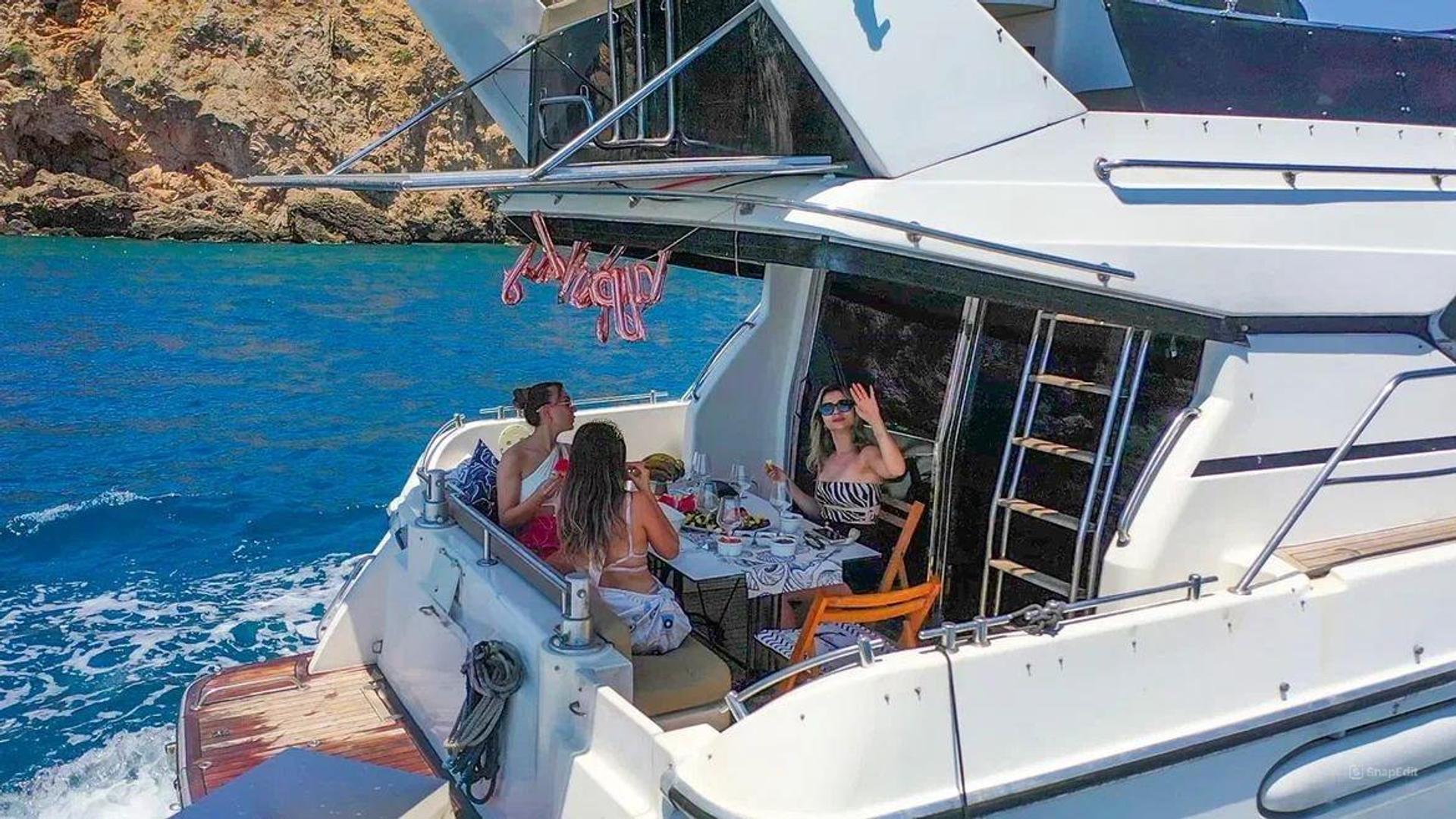 Rental Eurocraft 13m Motor Yacht - 565 - photo 4